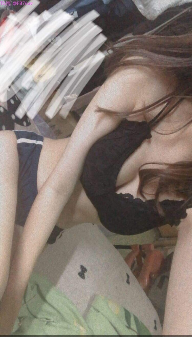 Người vợ tôi đang mang bầu nhưng vẫn rất thèm cu