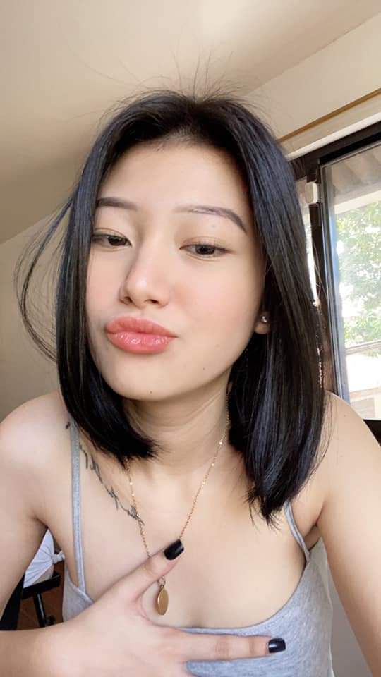 Một số tiền lớn để đặt lịch hẹn với một sinh viên bán thời gian